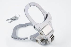 Kajdanki na ręce Clejuso Nr 101 zawiasowe